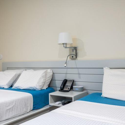 Leelas Villa Inn Flesherton Екстер'єр фото