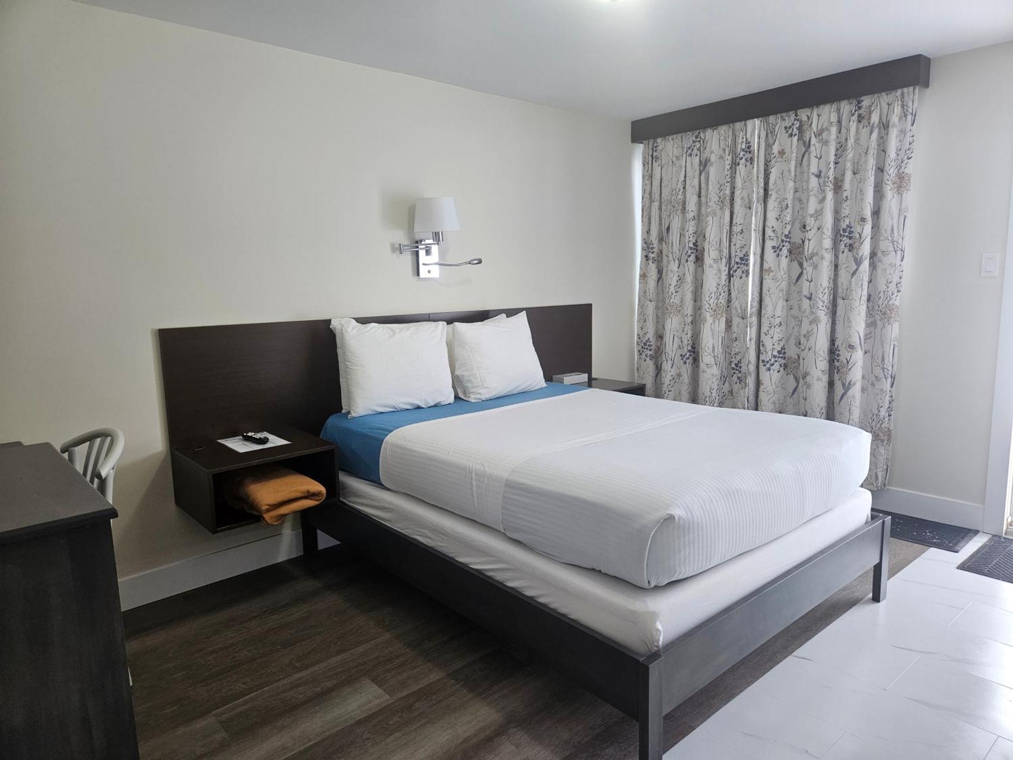 Leelas Villa Inn Flesherton Екстер'єр фото